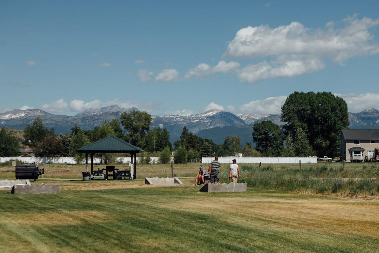 Teton Peaks Resort Tetonia Exterior photo